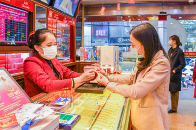 Năm 2023, giá vàng sẽ diễn biến ra sao?